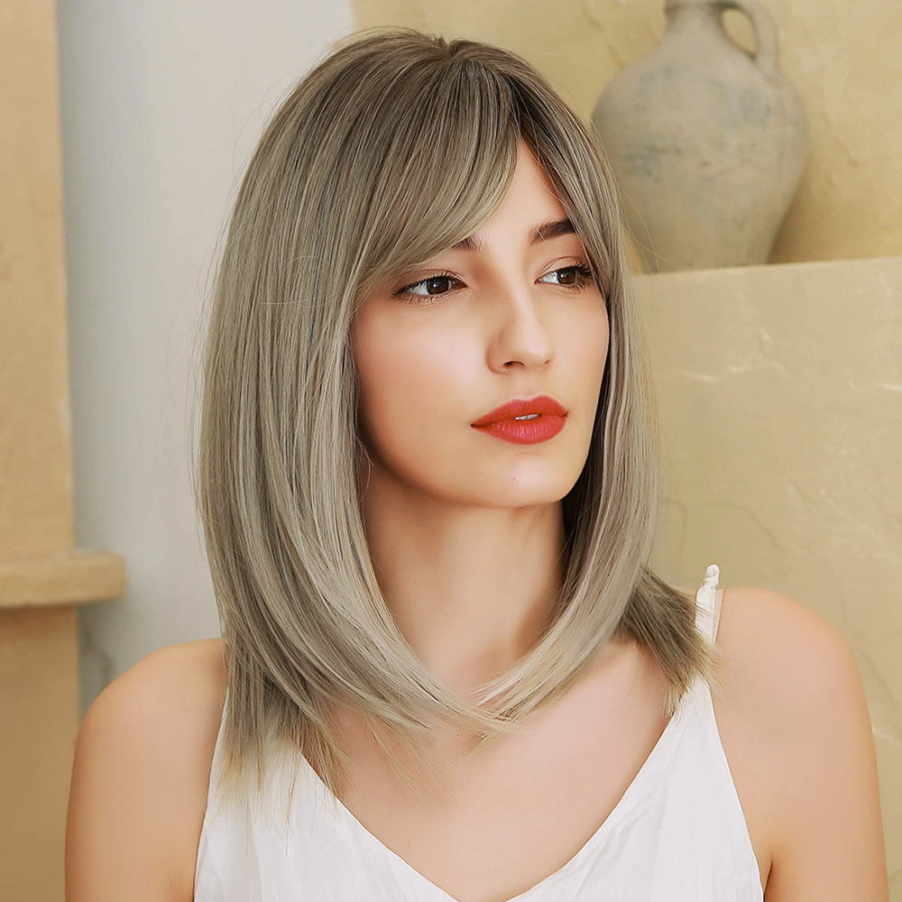 Natural Straight Shoulder Length Synthetic Wig Ombre Grey Heat Resistant Hair Wigs with Bangs or Daily Wear