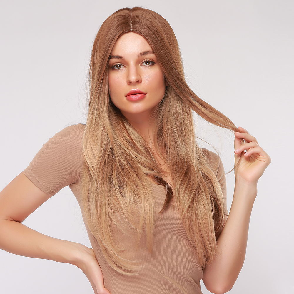Light Brown to Blonde Natural Shoulder Length Wavy Synthetic Wig Middle Parting Heat Resistant Hair Wig Daily Wear