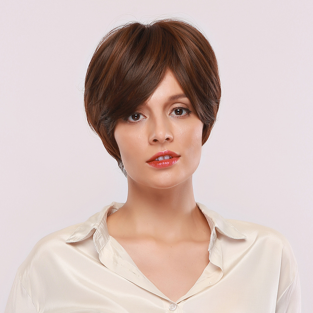 Pixie Cut Wigs for Women Brown Short Straight Bob Wig with Highlights Heat Resistant Synthetic Wig for Daily Wear
